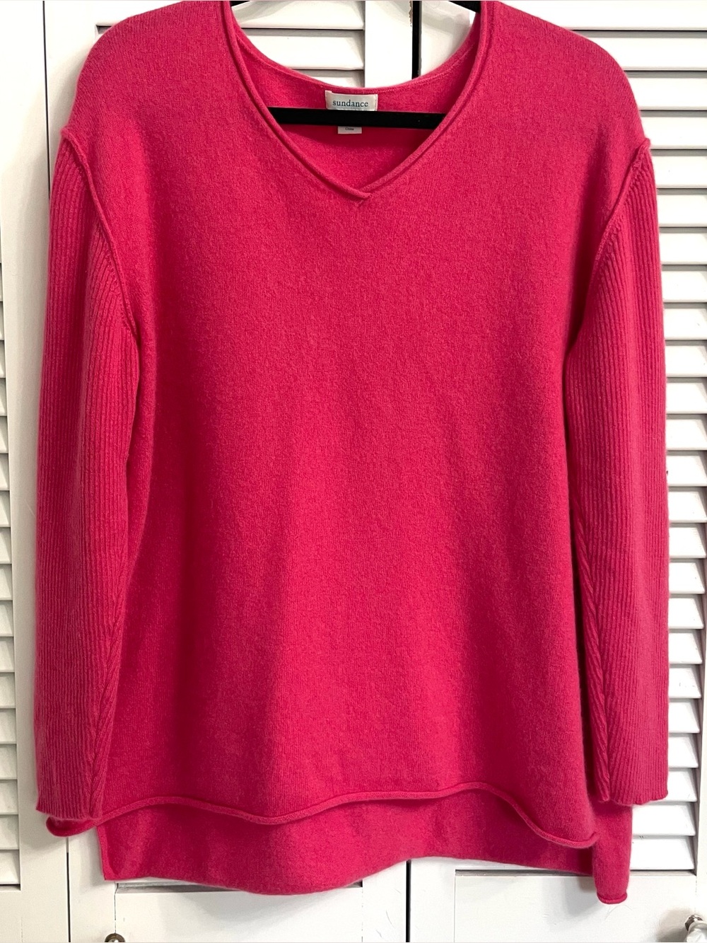Sundance 100% Cashmere Sweater Pink V-Neck Rolled Hem Ribbed Sleeves Women’s XL